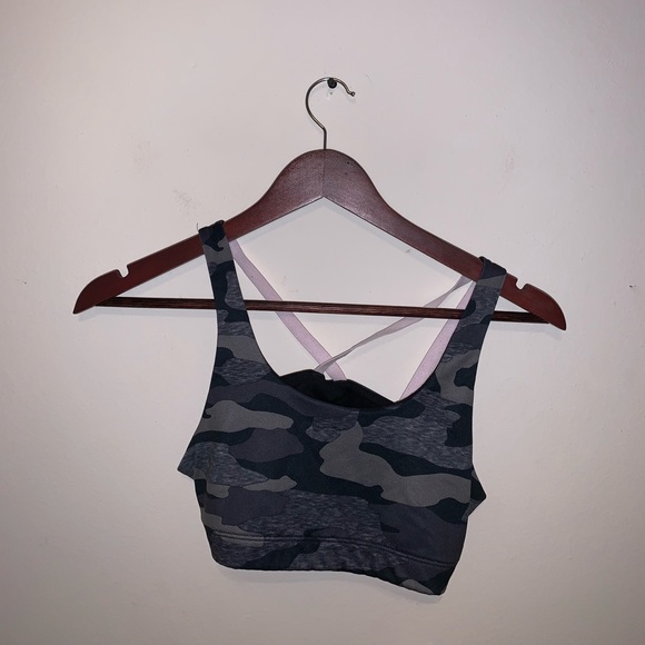 Old Navy Other - Old Navy Active Gray Camouflage sports bra size 14